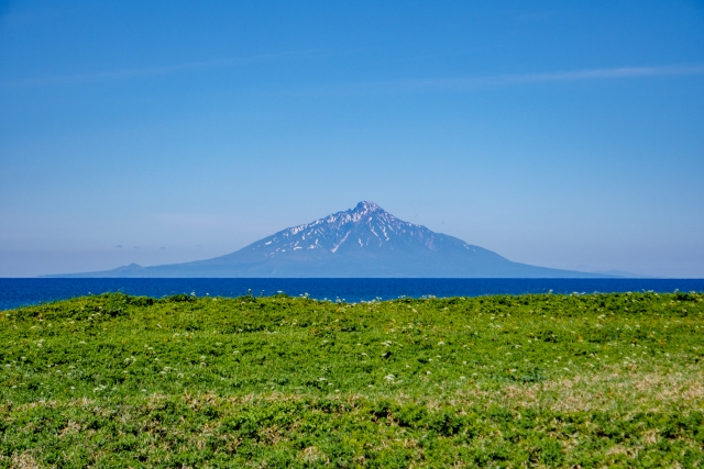 利尻島(出典:PhotoAC)
